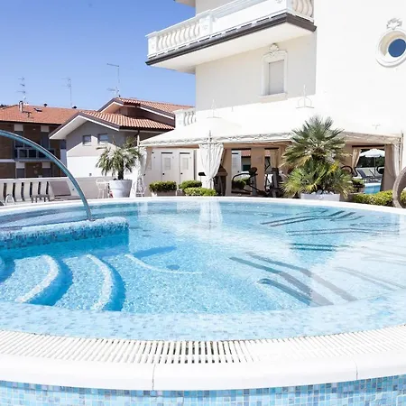 Conchiglia 4* Cervia