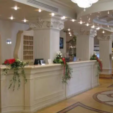 Conchiglia 4* Cervia