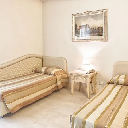 Hotell Conchiglia 4*